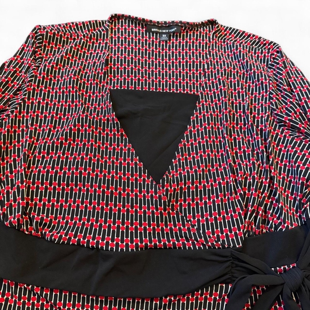 Briggs New York Plus Size Slimming Solution Semi Wrap Top Black & Red